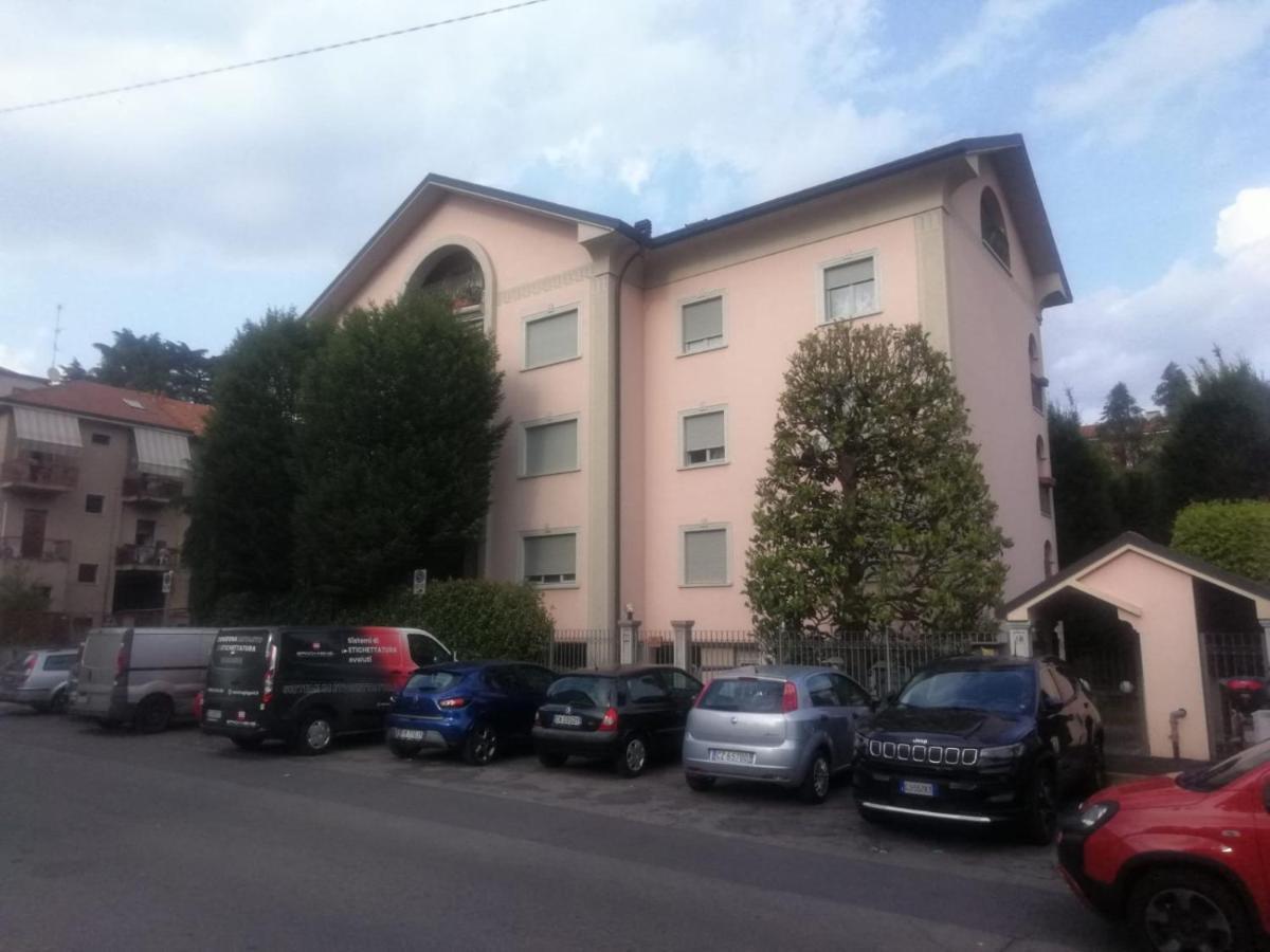 Casa Vacanze La Mela Monza Exterior photo